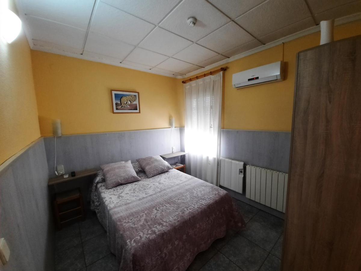 Hostal Alba อัลบาเซเต ภายนอก รูปภาพ